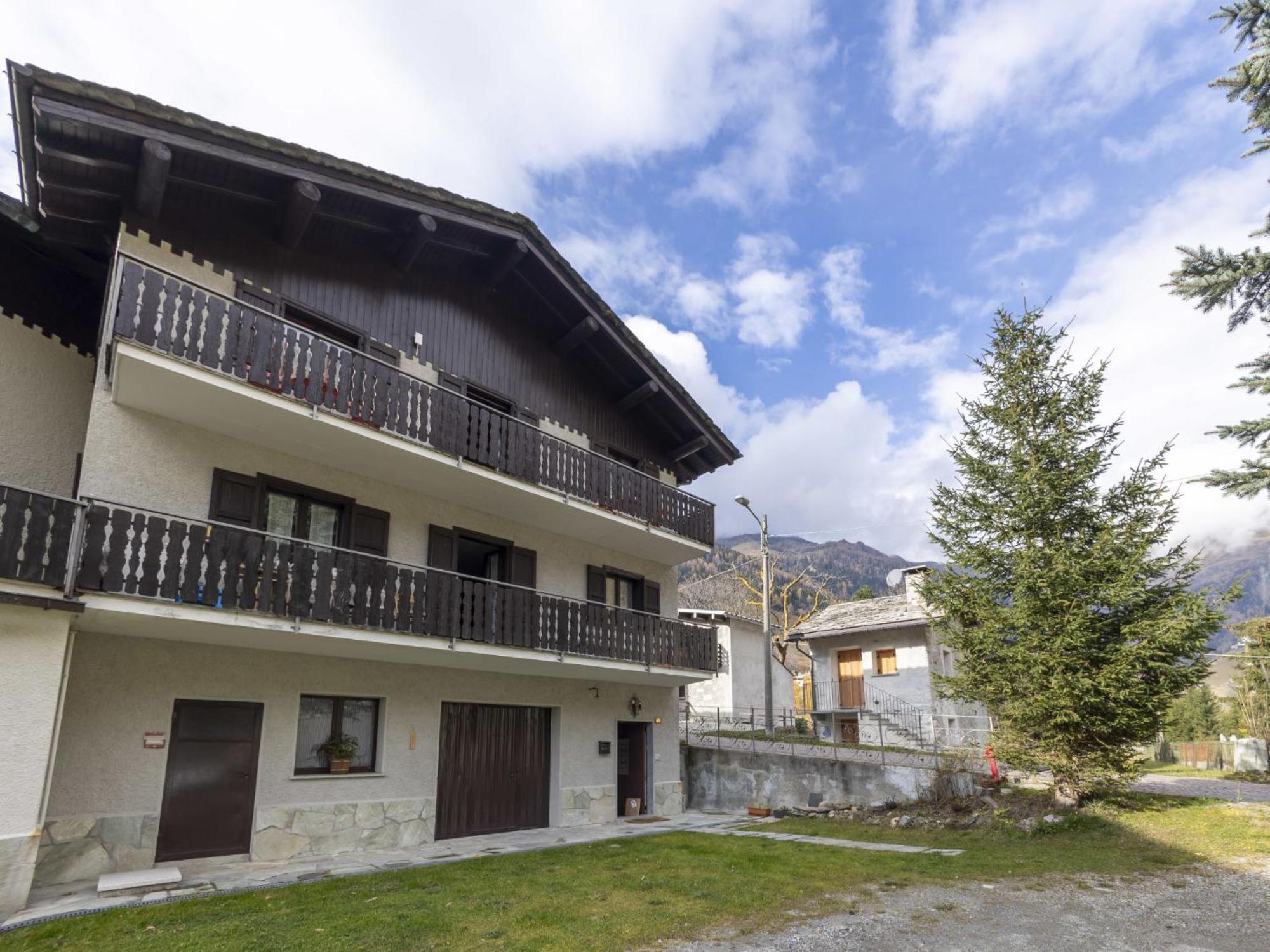 Apartment Isola Di Madesimo Apartments-2 By Interhome Exterior photo